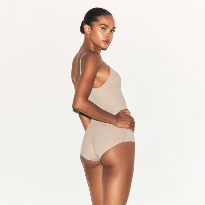 Baumwoll-Shapewear-Slip mit hohem Bund Baumwoll-Shapewear-Slip mit hohem Bund