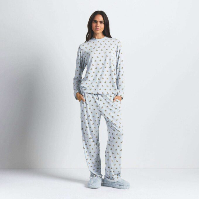 Boyfriend-Langarmshirt und weite Hose Boyfriend-Langarmshirt und weite Hose