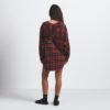 Flanell-Schlafshirt mit Kapuze, Oversize und Knöpfen Flanell-Schlafshirt mit Kapuze, Oversize und Knöpfen