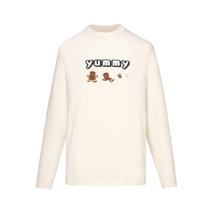 Flohmarktset mit Kaktusmotiv und Skims Boyfriend-Langarmshirt Flohmarktset mit Kaktusmotiv und Skims Boyfriend-Langarmshirt
