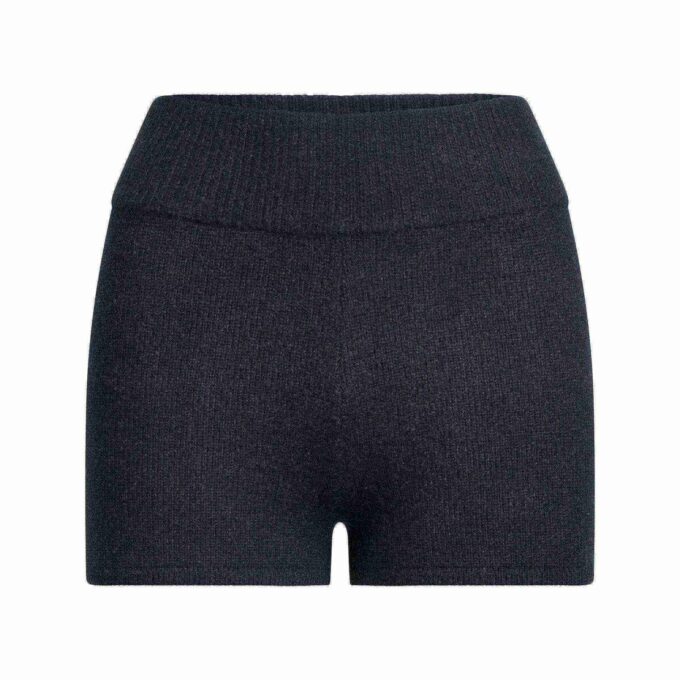 Hotpants aus Wolle und Kaschmir mit Umschlagbund Hotpants aus Wolle und Kaschmir mit Umschlagbund