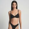 Kabelloser Push-up-BH mit tiefem Ausschnitt Kabelloser Push-up-BH mit tiefem Ausschnitt