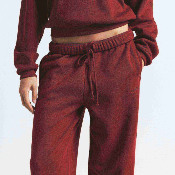 Klassische Hose mit geradem Bein aus Baumwollfleece Klassische Hose mit geradem Bein aus Baumwollfleece