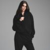 Klassischer Kapuzenpullover aus Baumwollfleece mit Reißverschluss Klassischer Kapuzenpullover aus Baumwollfleece mit Reißverschluss