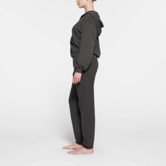 Klassischer Kapuzenpullover aus französischem Frottee mit Reißverschluss Klassischer Kapuzenpullover aus französischem Frottee mit Reißverschluss