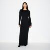 LANGES KLEID AUS FEDERLEICHTEM KASCHMIR
