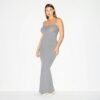 Langes Slipkleid aus weichem Lounge-Stil Langes Slipkleid aus weichem Lounge-Stil