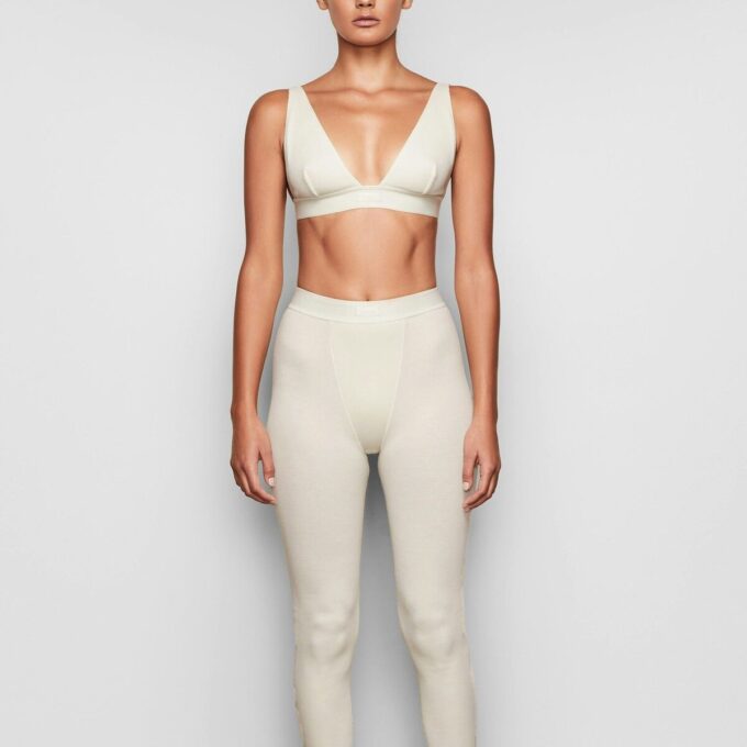 Leggings aus Baumwollrippen Leggings aus Baumwollrippen
