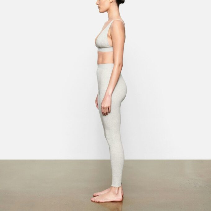 Leggings aus Baumwollrippen Leggings aus Baumwollrippen