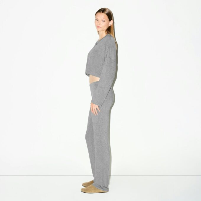 LEICHTES MODAL-CROPPED HENLEY LEICHTES MODAL-CROPPED HENLEY
