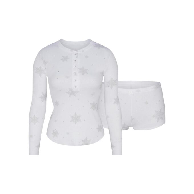 LOGO PLÜSCH POINTELLE STRASSE HENLEY SET