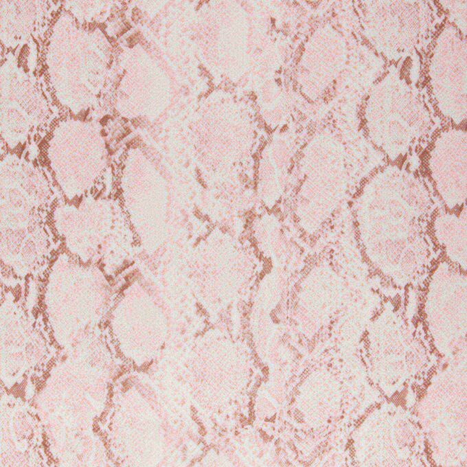Milchig-transparenter langer Rock