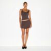 MINI-SKORT MIT GLATTEN LÄNGEN MINI-SKORT MIT GLATTEN LÄNGEN