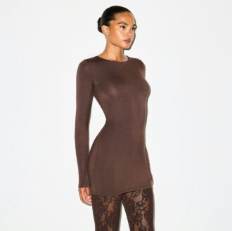 minikleid mit glatten lagen und rundhalsausschnitt 2 1 330x329 - MINIKLEID MIT GLATTEN LAGEN UND RUNDHALSAUSSCHNITT