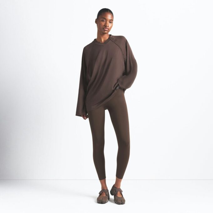NikeSKIMS AIRY V-NECK OVERSIZED LANGARM-TOP NikeSKIMS AIRY V-NECK OVERSIZED LANGARM-TOP