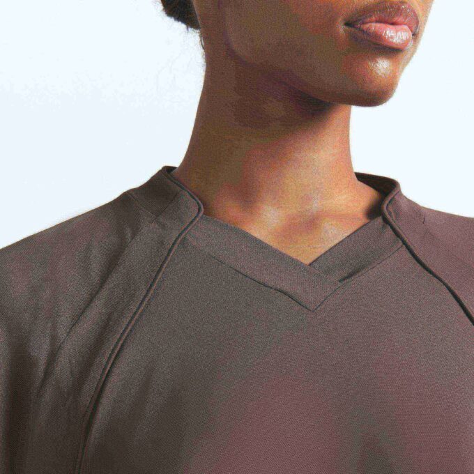 NikeSKIMS AIRY V-NECK OVERSIZED LANGARM-TOP NikeSKIMS AIRY V-NECK OVERSIZED LANGARM-TOP