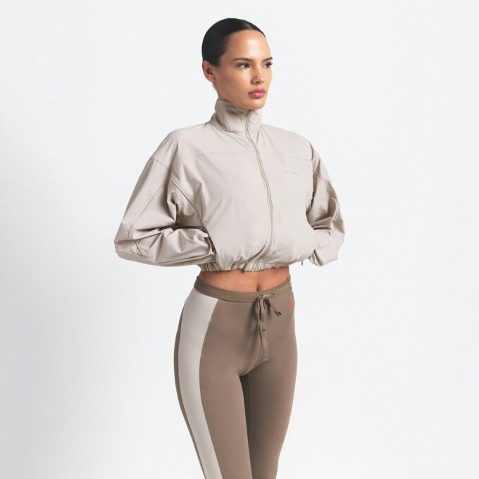 NikeSKIMS GEWEBTE NYLON-CROP-JACKE
