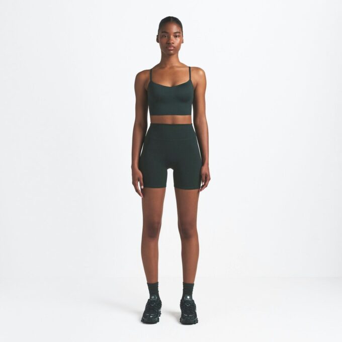 NikeSKIMS MATTE 5″ BIKERSHORT NikeSKIMS MATTE 5″ BIKERSHORT