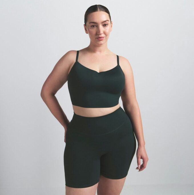 NikeSKIMS MATTE CAMI-BRA-TOP NikeSKIMS MATTE CAMI-BRA-TOP
