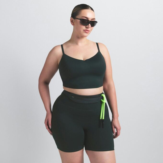 NikeSKIMS MATTE CAMI-BRA-TOP NikeSKIMS MATTE CAMI-BRA-TOP