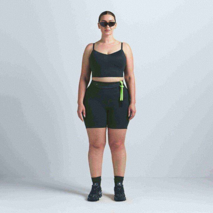 NikeSKIMS MATTE CAMI-BRA-TOP NikeSKIMS MATTE CAMI-BRA-TOP