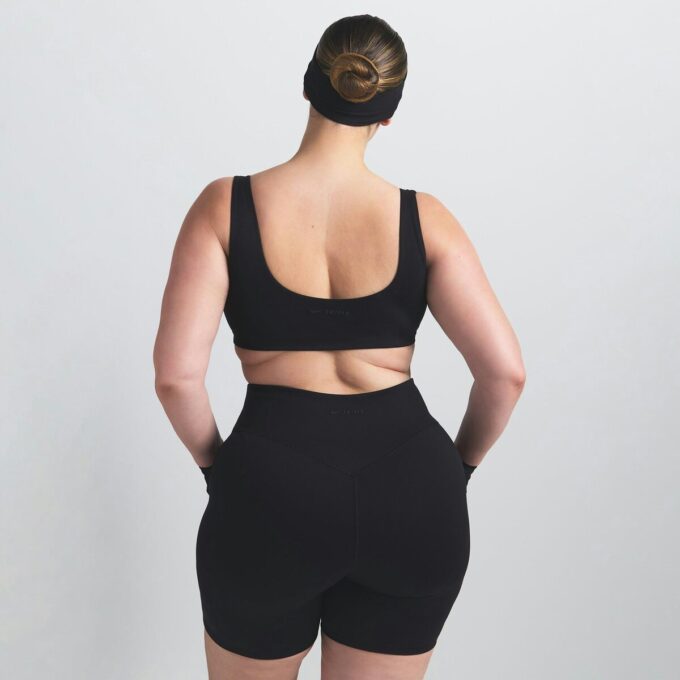 NikeSKIMS MATTE CUOP NECK BH NikeSKIMS MATTE CUOP NECK BH
