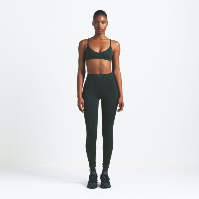 NikeSKIMS MATTE MICRO SCOOP BH NikeSKIMS MATTE MICRO SCOOP BH