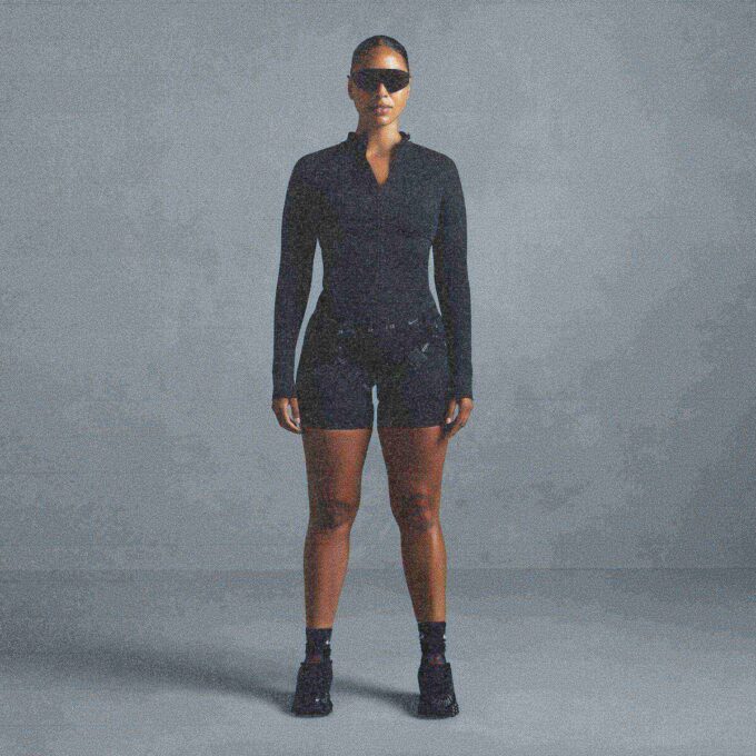 NikeSKIMS MATTE MOCK NECK FULL ZIP JACKE NikeSKIMS MATTE MOCK NECK FULL ZIP JACKE