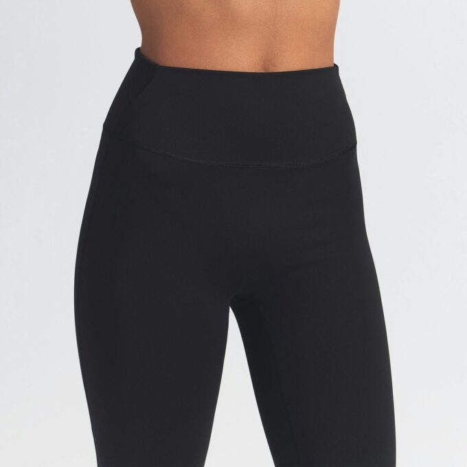 NikeSKIMS MATTE SLIM FLARE LEGGING NikeSKIMS MATTE SLIM FLARE LEGGING