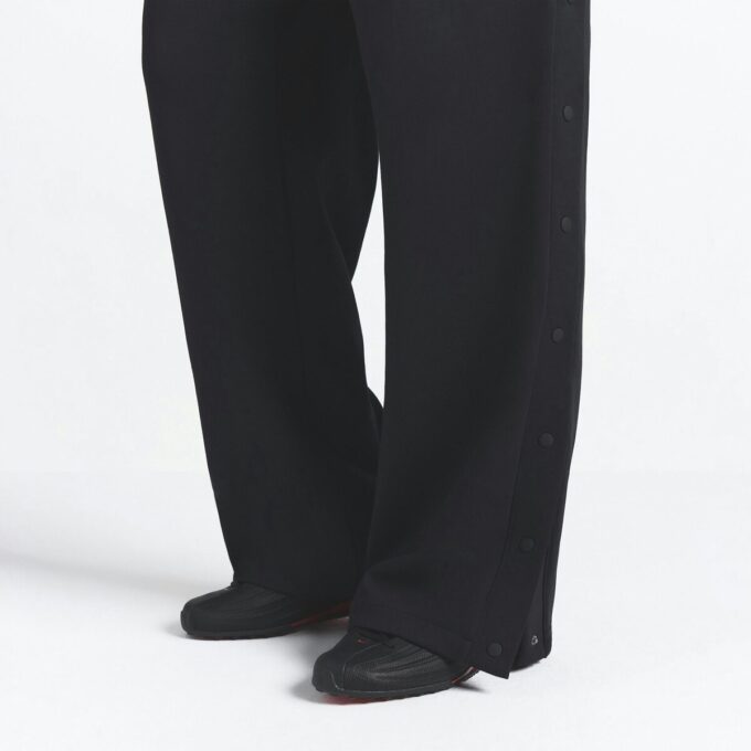 NikeSKIMS MATTE TRICOT SIDE SNAPS HOSE NikeSKIMS MATTE TRICOT SIDE SNAPS HOSE