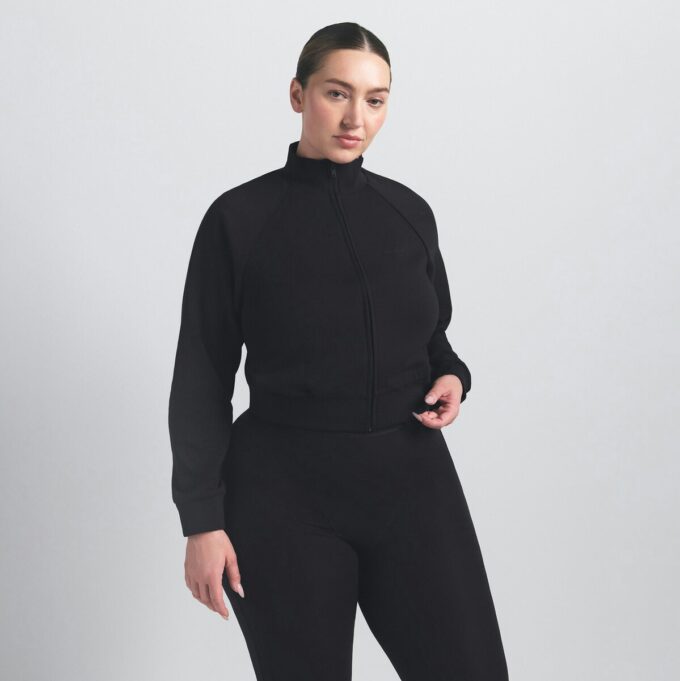 NikeSKIMS MATTE TRICOT TRAININGSJACKE NikeSKIMS MATTE TRICOT TRAININGSJACKE