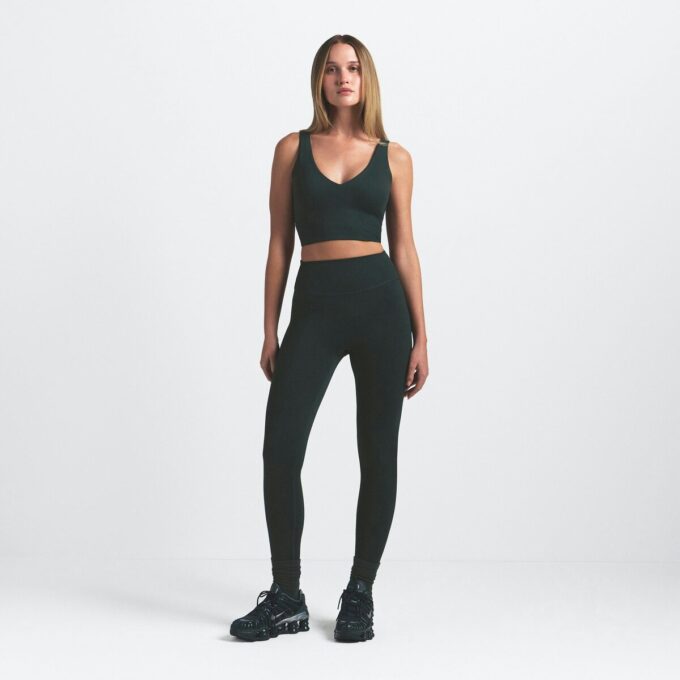 NikeSKIMS MATTES V-NECK-BH-TOP NikeSKIMS MATTES V-NECK-BH-TOP