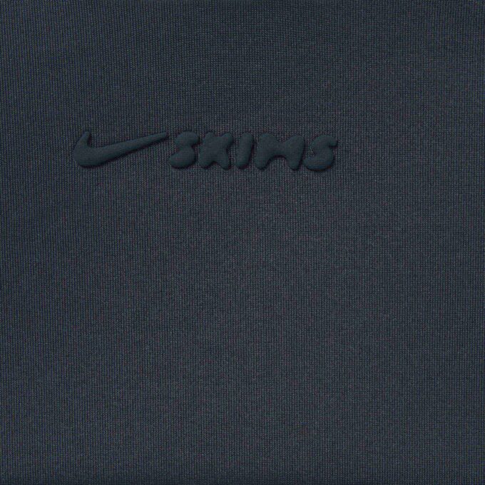 NikeSKIMS SHINE BONTED WAIST 26″ LEGGING NikeSKIMS SHINE BONTED WAIST 26″ LEGGING