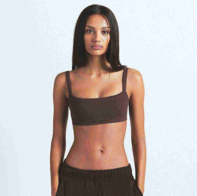 NikeSKIMS VINTAGE NAHTLOSER CAMI-BH NikeSKIMS VINTAGE NAHTLOSER CAMI-BH