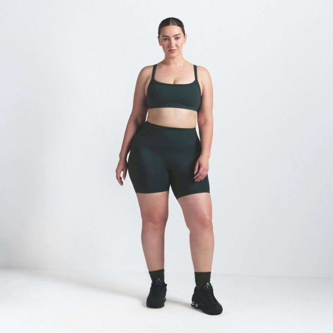 NikeSKIMS VINTAGE NAHTLOSER CAMI-BH NikeSKIMS VINTAGE NAHTLOSER CAMI-BH
