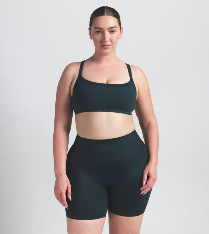 NikeSKIMS VINTAGE NAHTLOSER CAMI-BH NikeSKIMS VINTAGE NAHTLOSER CAMI-BH