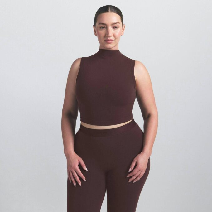NikeSKIMS VINTAGE NAHTLOSES BH-TOP MIT STOCKAUSSCHNITT NikeSKIMS VINTAGE NAHTLOSES BH-TOP MIT STOCKAUSSCHNITT