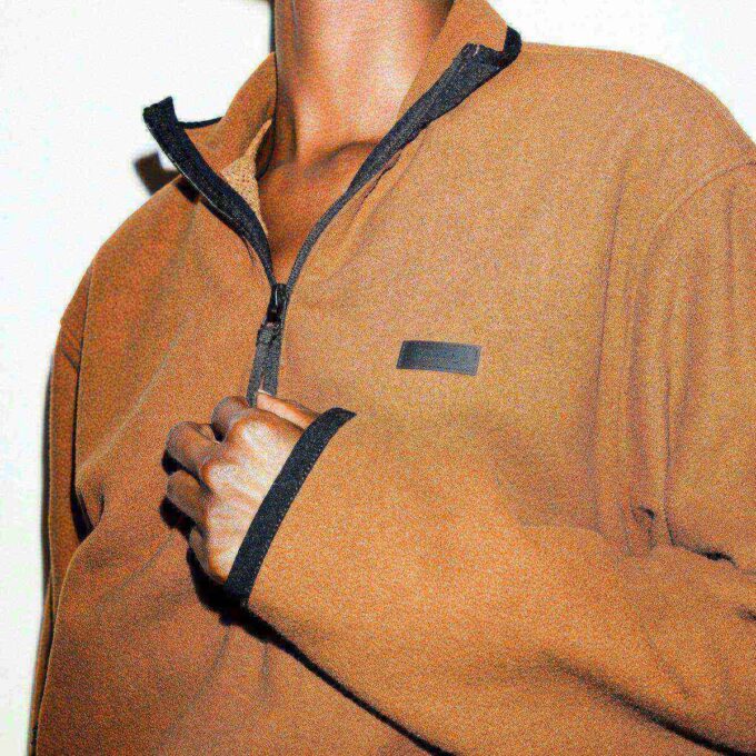 Outdoor-Fleece-Pullover mit halbem Reißverschluss Outdoor-Fleece-Pullover mit halbem Reißverschluss