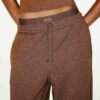 Oversize-Hose aus Baumwollfleece mit doppeltem Bund Oversize-Hose aus Baumwollfleece mit doppeltem Bund
