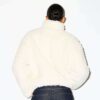 Oversize-Jacke aus Kunstpelz mit Stehkragen Oversize-Jacke aus Kunstpelz mit Stehkragen