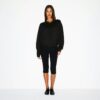 Oversize-Pullover aus Wolle und Kaschmir mit V-Ausschnitt Oversize-Pullover aus Wolle und Kaschmir mit V-Ausschnitt