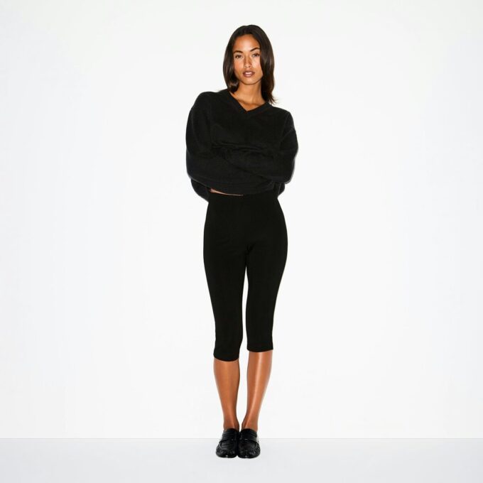 Oversize-Pullover aus Wolle und Kaschmir mit V-Ausschnitt Oversize-Pullover aus Wolle und Kaschmir mit V-Ausschnitt