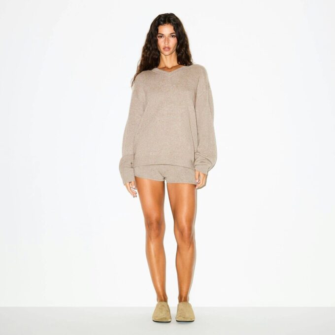 Oversize-Pullover aus Wolle und Kaschmir mit V-Ausschnitt