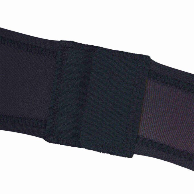 PASST JEDEM – ADAPTIVER SHORT PASST JEDEM – ADAPTIVER SHORT