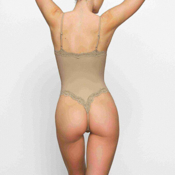 PASST JEDER – CANALYSE-SPITZEN-CAMI-Body