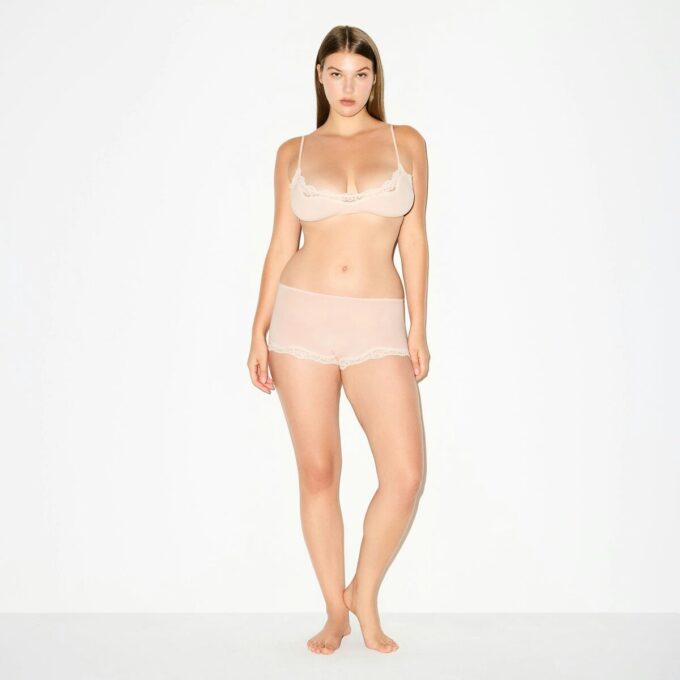 PASST JEMANDEM – SPITZEN-BOY-SHORT PASST JEMANDEM – SPITZEN-BOY-SHORT