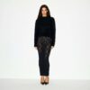 LANGES STRICKKLEID MIT STOCKAUSSCHNITT UND SPITZE LANGES STRICKKLEID MIT STOCKAUSSCHNITT UND SPITZE