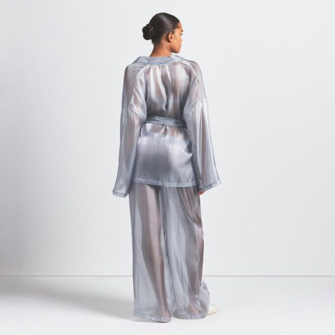 Schlafset mit flüssigem Organza-Wickel Schlafset mit flüssigem Organza-Wickel