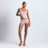 Set aus Stretch-Spitzen-Dreiecks-Cami und Shorts Set aus Stretch-Spitzen-Dreiecks-Cami und Shorts