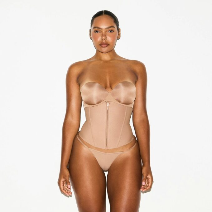 SKIMS BODY CORE SCULPT TAILLE CINCHER